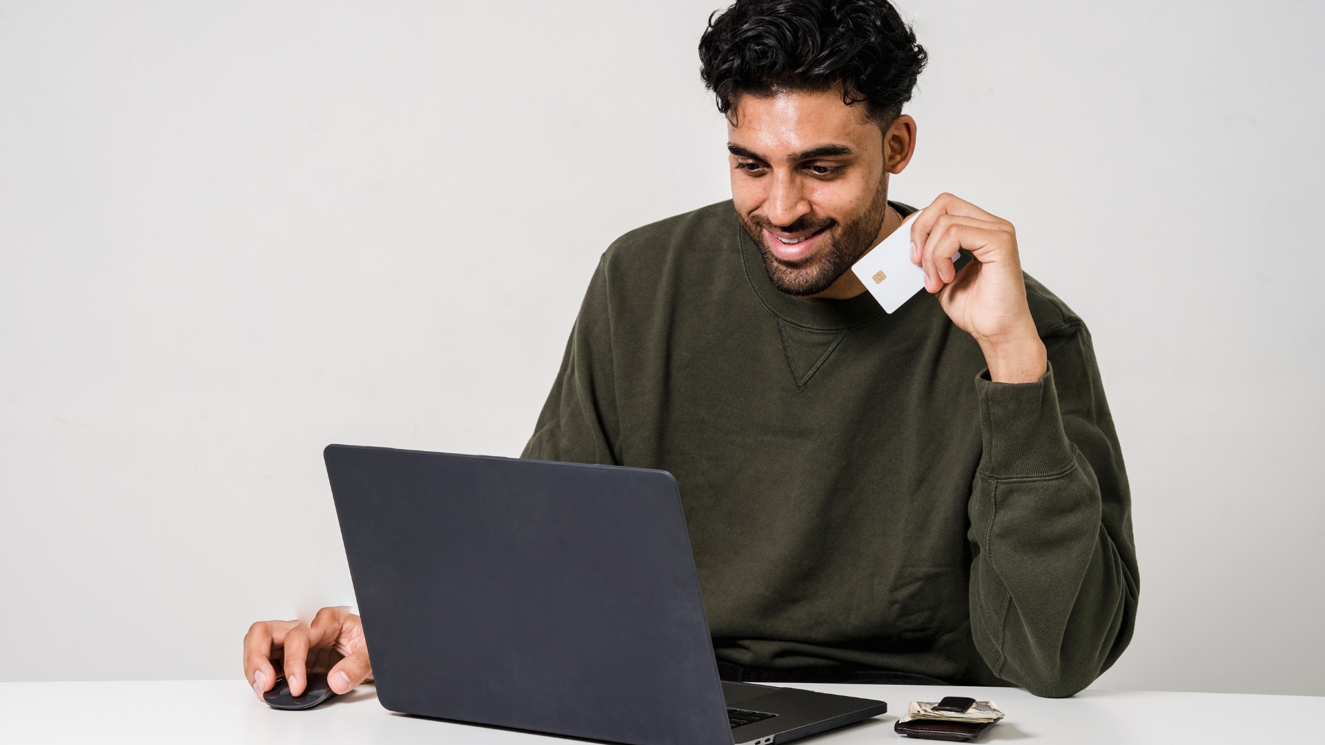 12 Expert Tips to Increase Your Small Business Credit Score in 2026